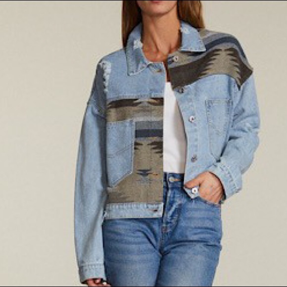Southwest Aztec Blanket Denim Distressed Jacket - Picture 5 of 6
